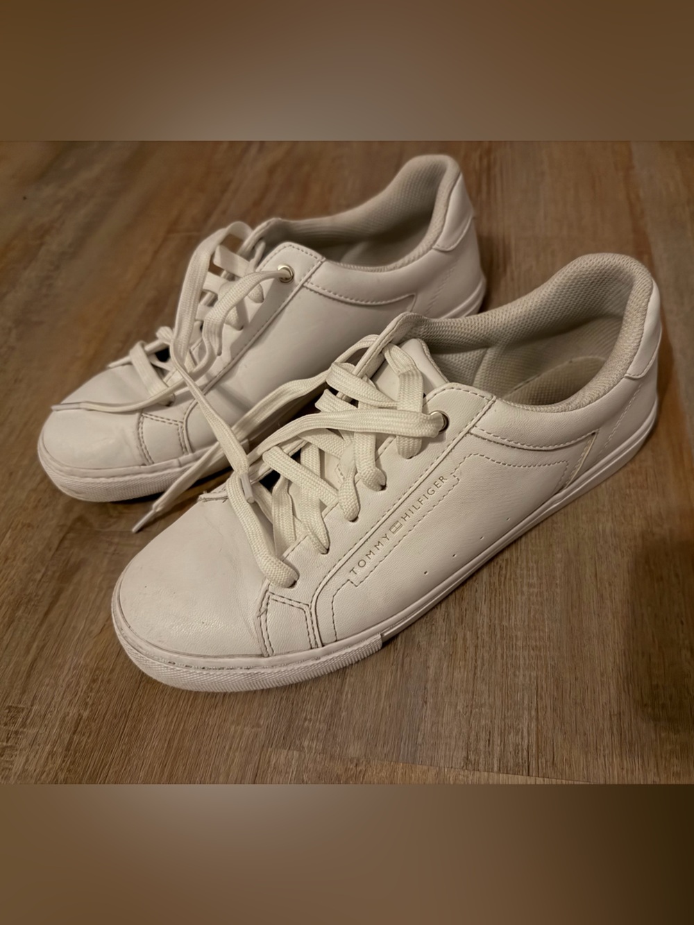 Tommy Hilfiger 8.5 shoes